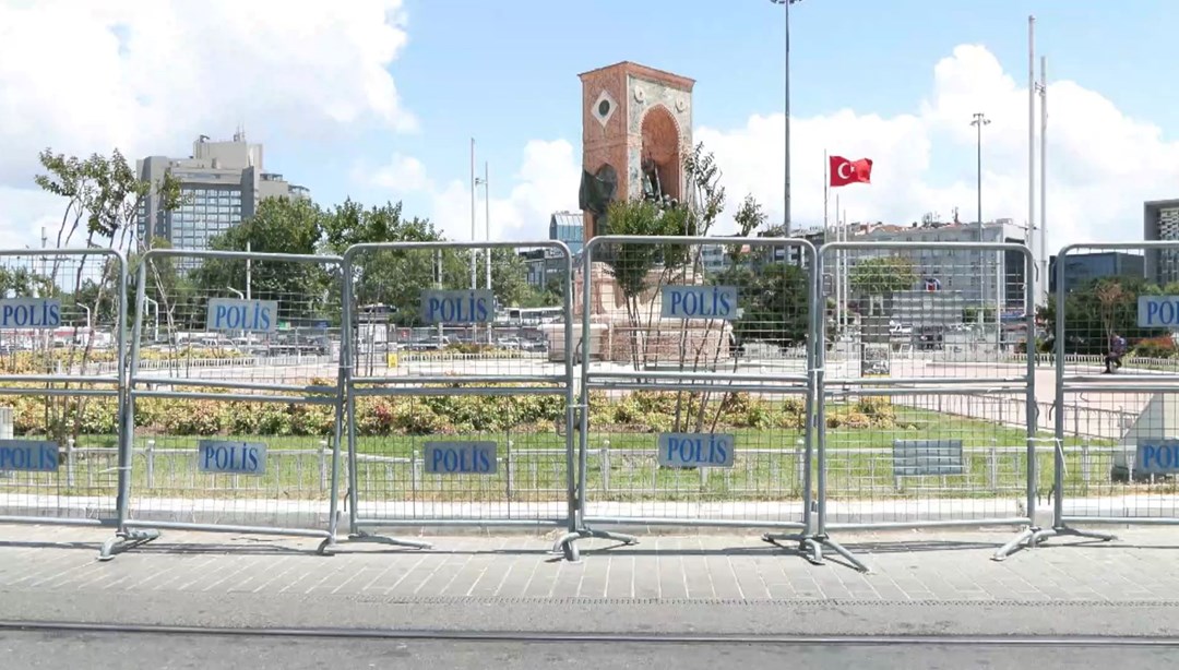 taksim-meydani-yaya-girisine-kapatildi