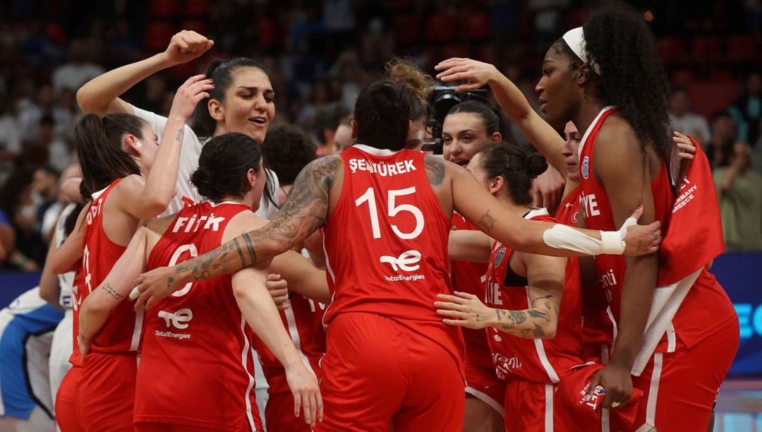 8-yil-sonra-gelen-ceyrek-final-ve-dunya-kupasi-elemelerine-alinan-bilet:-potanin-perileri