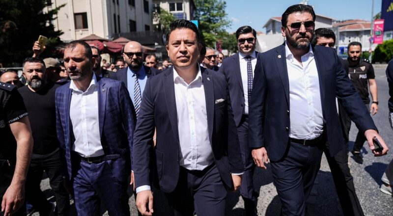 fenerbahce’de-olaganustu-genel-kurul-icin-toplanan-imzalar,-kulube-teslim-edildi