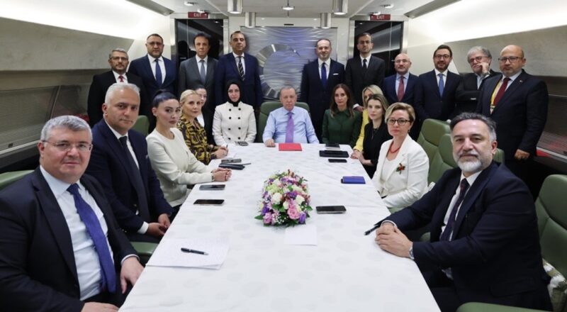 donald-trump-ile-gorusmede-gazze-vurgusu-|-cumhurbaskani-erdogan:-bu-vahset-devam-edemez
