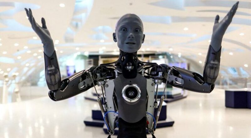 her-evde-insansi-robot-olacak: unlu-yatirimci-tarih-verdi