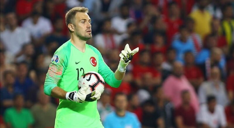 milli-kaleci-mert-gunok-futbolu-birakacagi-yasi-acikladi