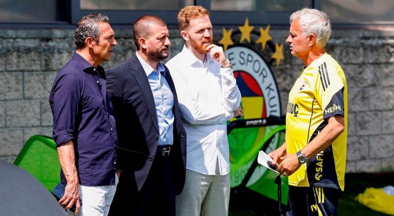 ali-koc-yeni-sezon-oncesi-isi-siki-tutuyor:-idmani-izledi,-mourinho’dan-bilgi-aldi